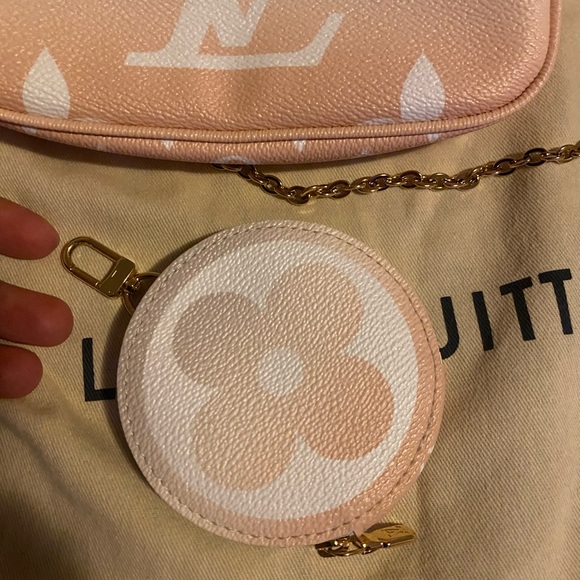 Limited edition Louis Vuitton  by The Pool Multi Pochette Accessoires - Picture 11 of 13